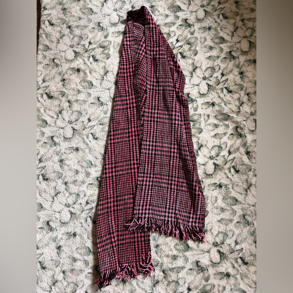 Pink and Black Houndstooth Scarf Handwoven 100% Rayon